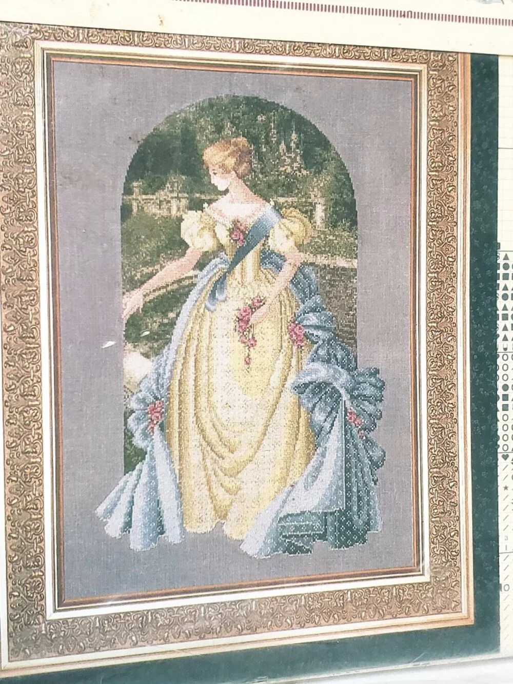 Queen Anne's Lace Counted Cross Stitch Pattern Lavender and Lace L&L34